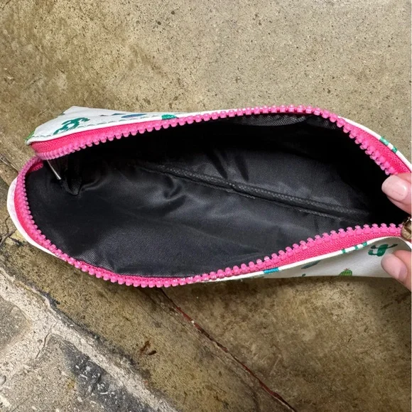 Pickleball accessories gift bag cosmetic pouch luggage bag tag charm pins - Picture 11 of 12